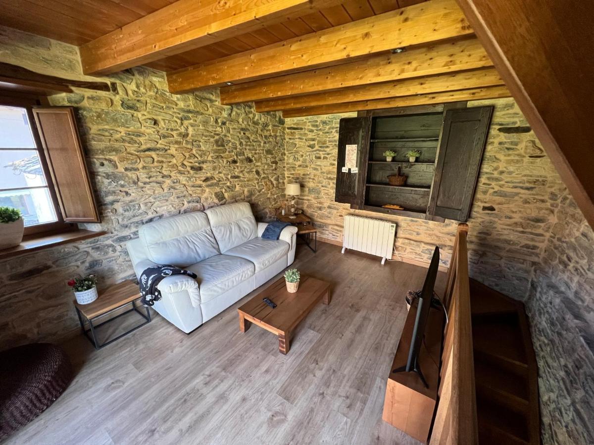 Casa Rural La Torre Recien Rehabilitada. Лас-Эррериас Экстерьер фото