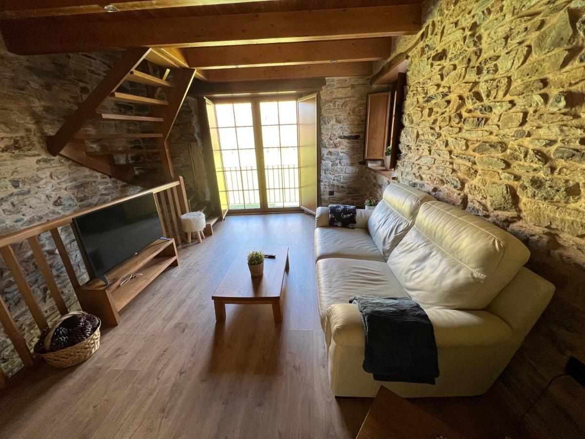 Casa Rural La Torre Recien Rehabilitada. Лас-Эррериас Экстерьер фото